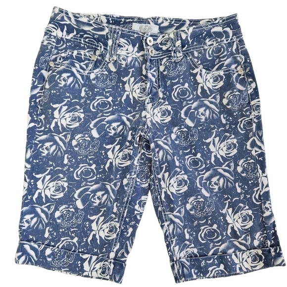 𝅺Royalty by YMI Floral, Bermuda Jean Shorts - Picture 1 of 5